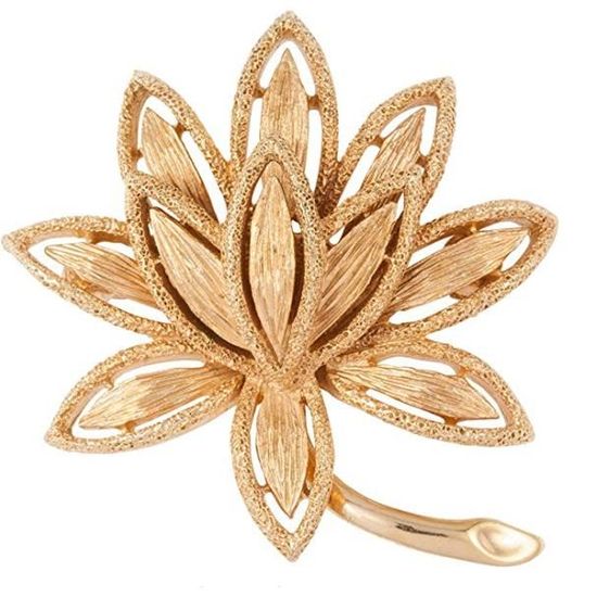 Broche Ancienne En Forme De Trèfle Orné De Fleurs - Laiton Ou Plaqué Or ? - Occasion Bon état