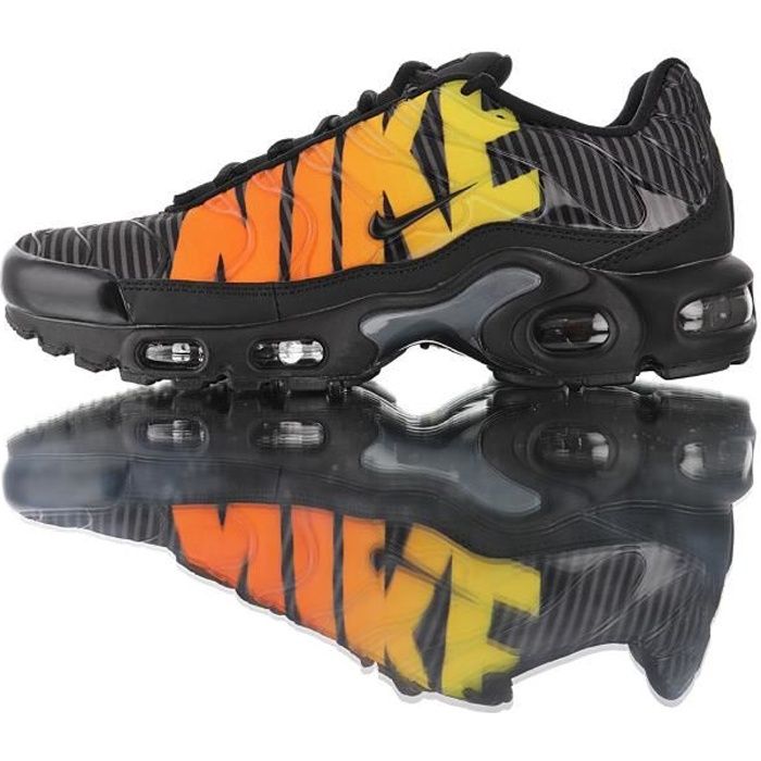 Baskets TN NIKEs AIRs Max Plu Homme Noir Baskets TN NIKEs AIRs Max Plu Homme Noir