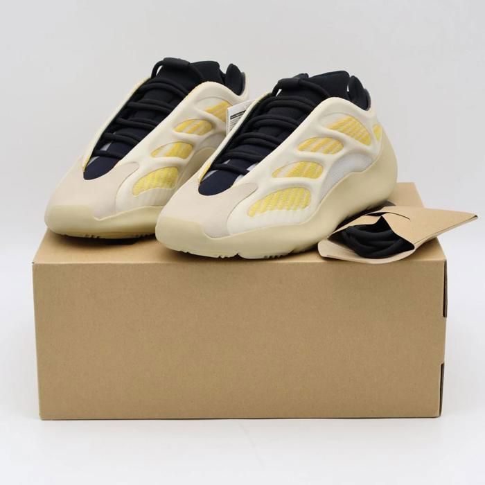CHAUSSURES DE BASKET-BALL G54853 Adidas Yeezy Boost 700 V3 SAFFLOWER Yellow Cream White Sail Ivory Beige