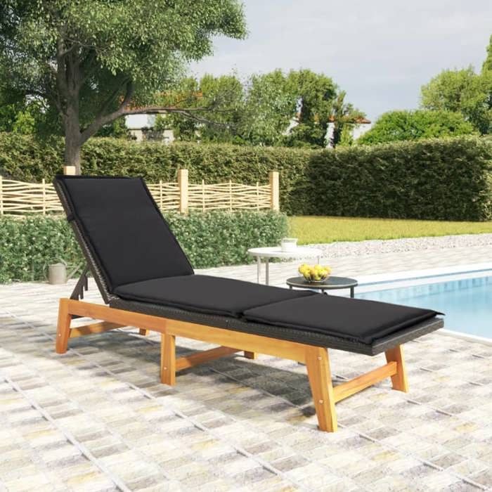 Chaise Longue avec Coussin Noir et Marron 200 x 54 x 87 cm en rotin PE et bois dacacia massif 120574