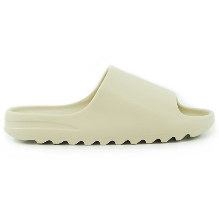 Claquettes luxe 2025