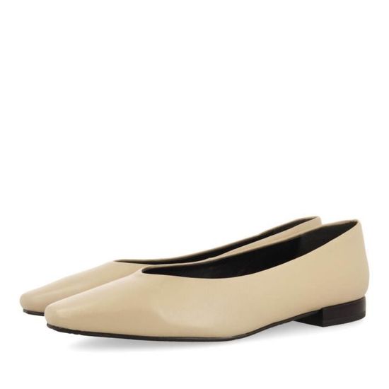 Gioseppo CON DETALLE DE TACHAS DAKOVO - Ballerines - cuero/beige Gioseppo CON DETALLE DE TACHAS DAKOVO - Ballerines - cuero/beige