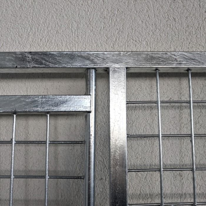 Panneau Grillagé Mural CORHAD - Cadre En Fer 50x30 Cm - Organisateur Photos Et Décoration
