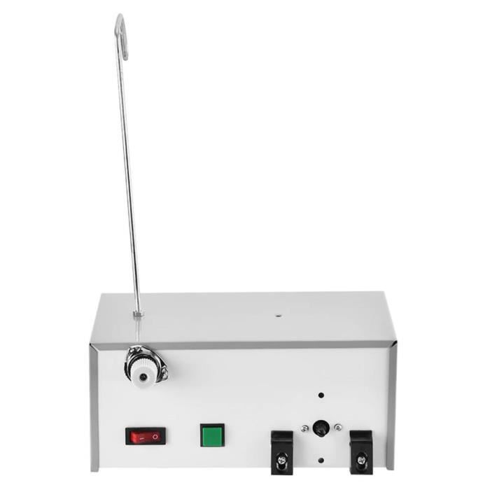 Comment enfiler une canette sur une machine à coudre Singer : étapes i