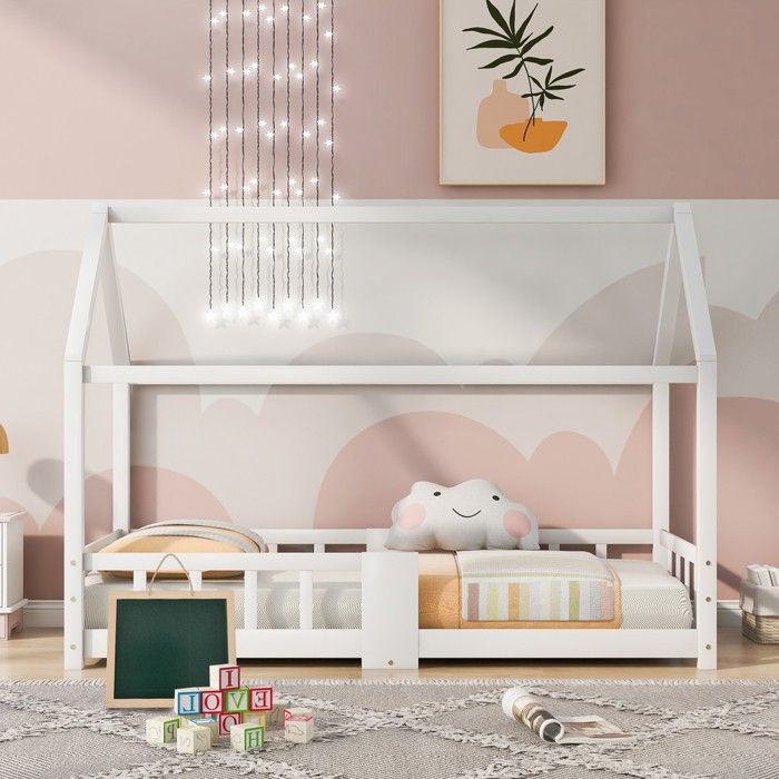 Lit cabane enfant blanc en bois massif - BLACKCOLOR - 90 x 200 cm - Barrières anti-chute sur 4 côtés - 15 lattes Lit cabane enfant blanc en bois massif - BLACKCOLOR - 90 x 200 cm - Barrières anti-chute sur 4 côtés - 15 lattes