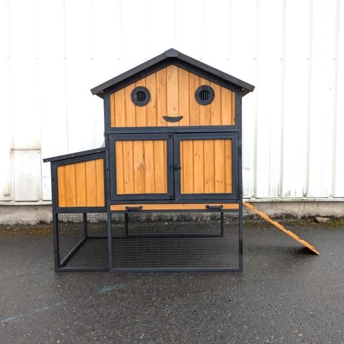 Comparer les prix de Poulailler Padoue - Zolux - 6 à 8 poules - Bois et acier galvanisé - Toit en shingle