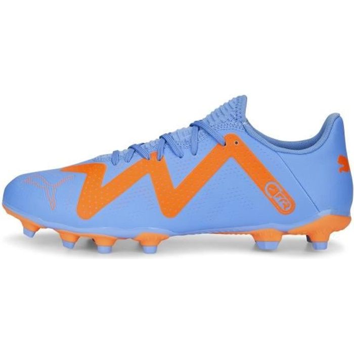 chaussures de foot crampons moulés homme - puma future play - bleu et orange