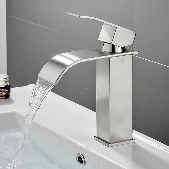 Comment choisir un robinet cascade pour la salle de bains