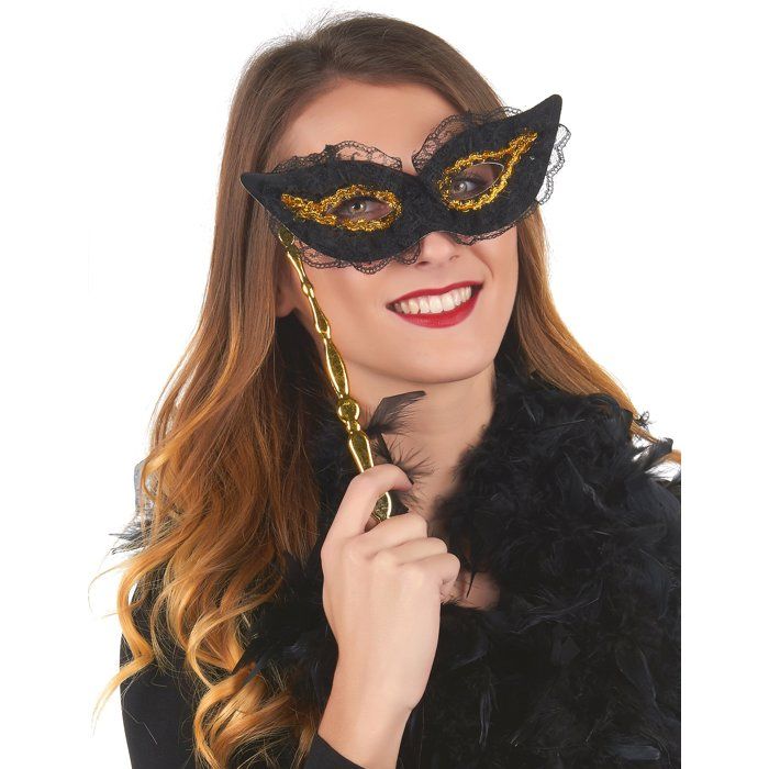 masque loup dentelles et baguette noir
