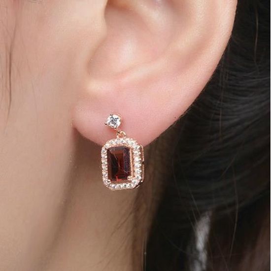 18K Jaune or sur en Argent Sterling 925 Clous Oreilles W//Saphir /& Accents