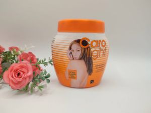HYDRATANT CORPS Caro Light – Crème de beauté à l’huile de carotte 300 ml
