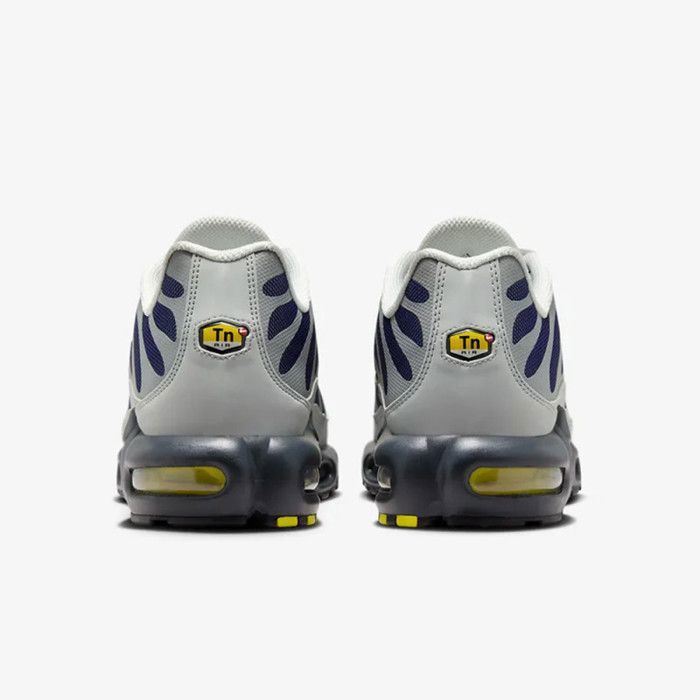 BASKETS NIKE AIR MAX PLUS ENFANT BLEUES ET JAUNES Bleu Cdiscount
