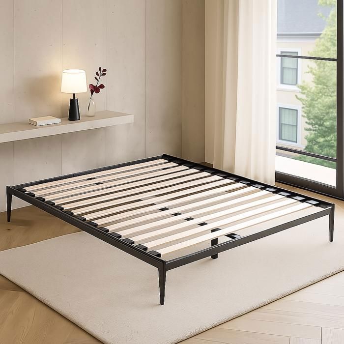 Sommier métallique 160x200 style industriel Noir - Cadre à lattes larges - Design style urbain