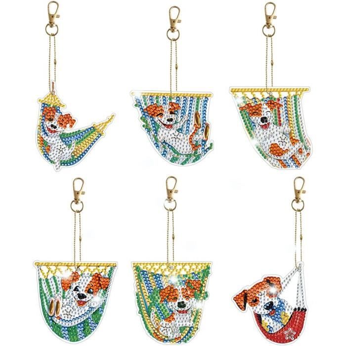 Broche Fantaisie KJ Forme Chien Grise Strass – Création Karin Jeanne