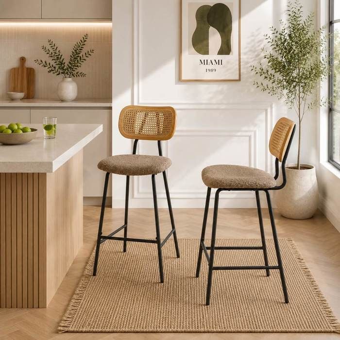 Lot de 2 tabourets TINA tissu bouclette taupe et cannage rotin Lot de 2 tabourets TINA tissu bouclette taupe et cannage rotin