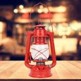 ARAMOX Lanterne au kérosène Lampe à Pétrole Vintage Lanterne de Fer Lampe à Huile de Fête Décoration Cadeau(Rouge)-2