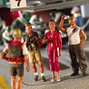 LE MANS miniatures Figurine 1//18 Jean-Luc pompier français