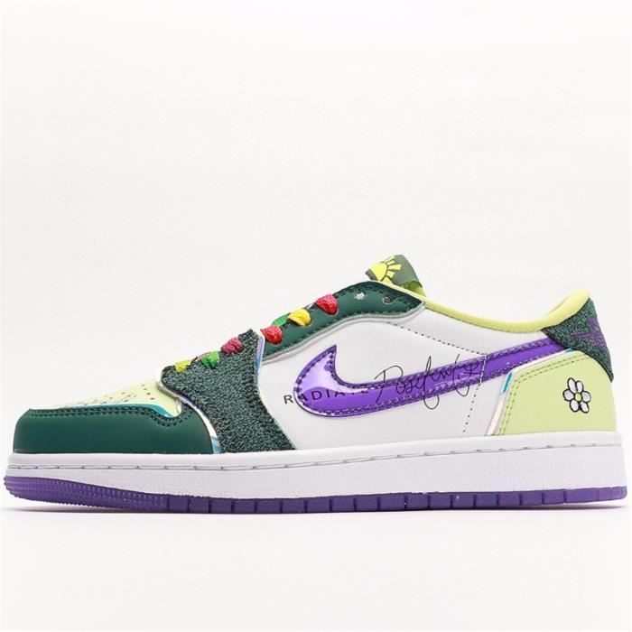 de quelle couleur sont les baskets