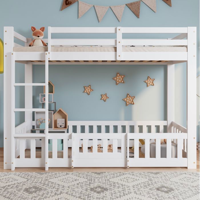 Lit superposé enfant en bois blanc avec escalier droit barrières et petite porte
