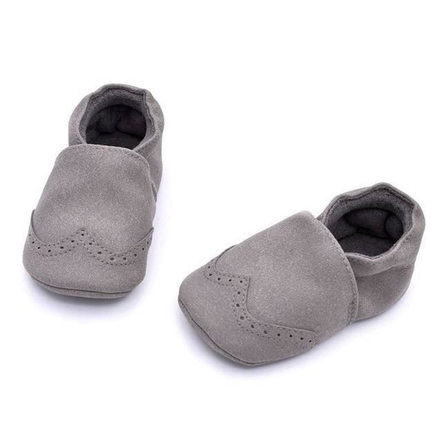 Couleur Gris taille 13 18 mois Chaussures en cuir nubuck pour b b