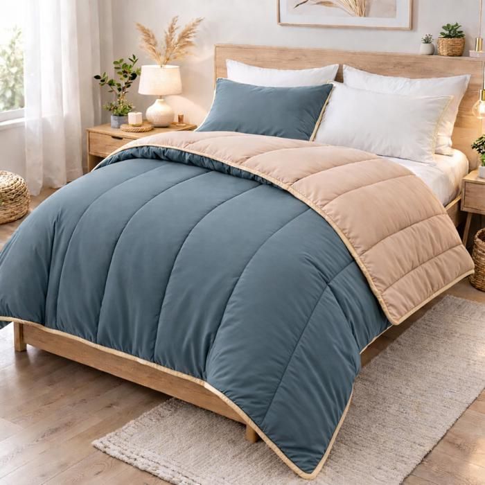 Couette - MORTREUX - 240x260 cm - Tempérée - Microfibre - 350g fibre creuse siliconée