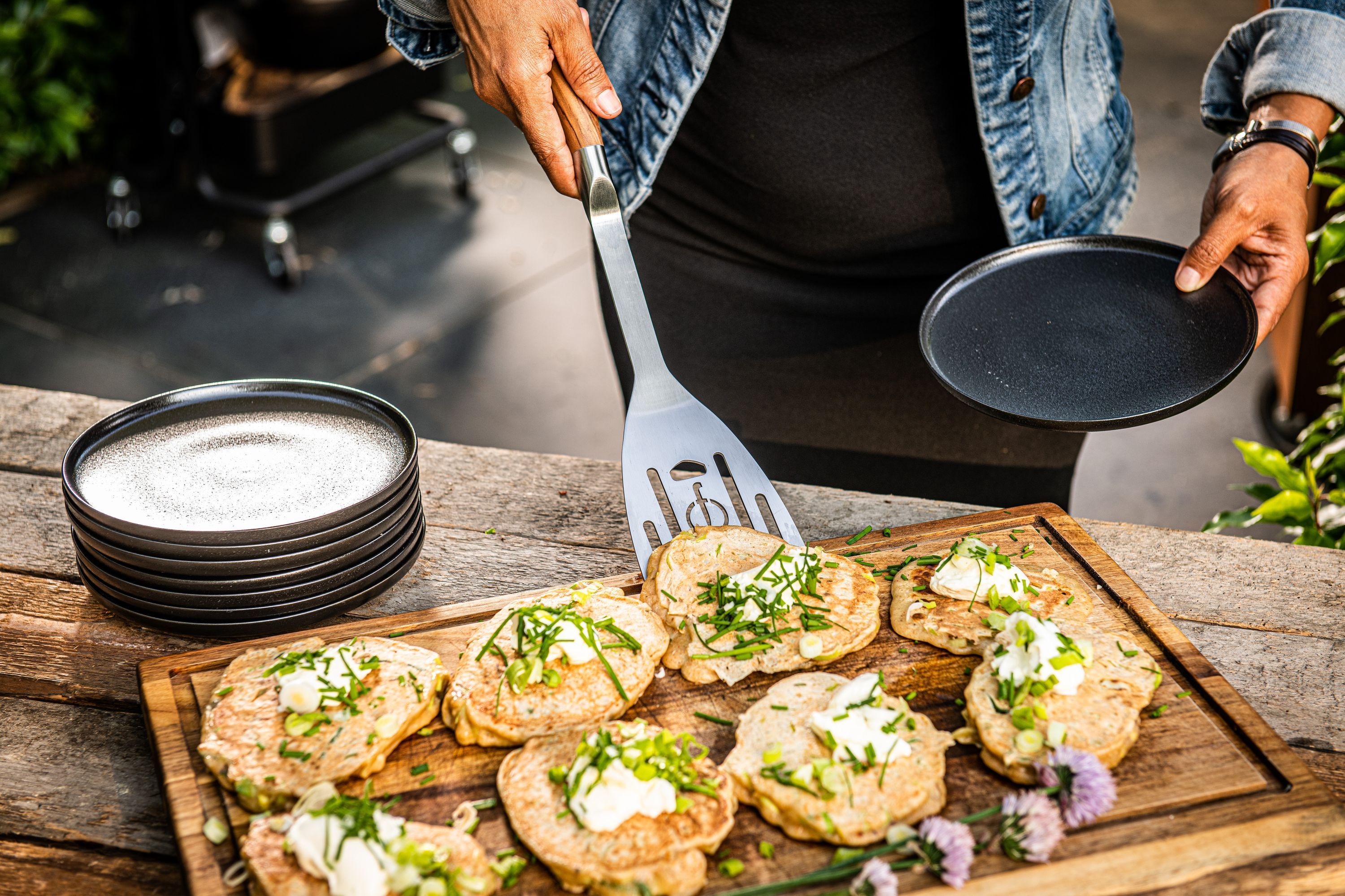 Spatule+à+trou+-+FORGED+-+CHURRASCO+-+Acier+inoxydable+S+-+385+x+135+x+5+cm