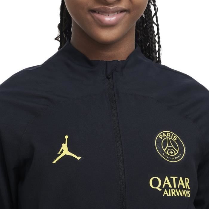 paris saint germain strike fourth junior