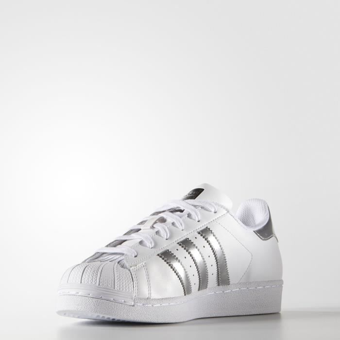 Adidas superstar femme blanche outlet et argent