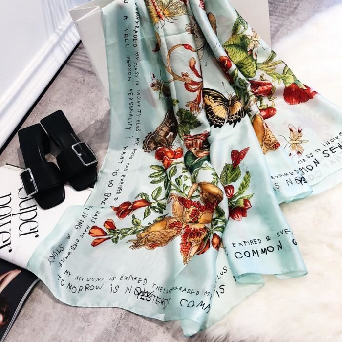 Carré de Soie Noir 70 Hibous Papillons | Foulard Poncho