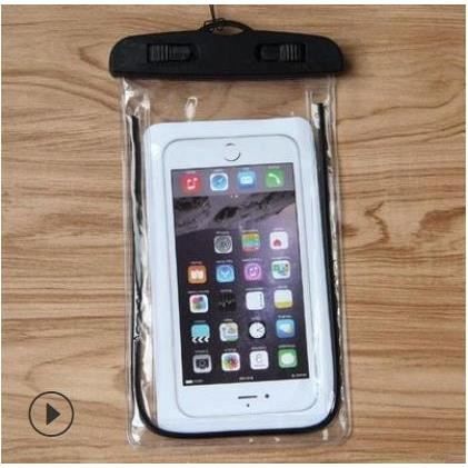 Pochette best sale eau iphone