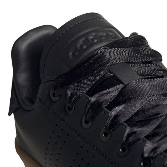 adidas advantage noir