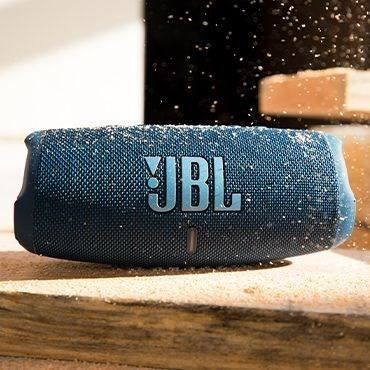 JBL Charge Bleu - Enceintes Bluetooth portables sur Son-Vidéo.com