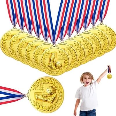 MÉDAILLE KARATÉ OR 50 MM PERSONNALISÉE pour les clubs et collectivités | Decathlon Pro