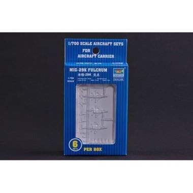 Trumpeter – Maquette Bateau Échelle 1/700 – Modèle Aléatoire, Plus De 100 Pièces à Assembler