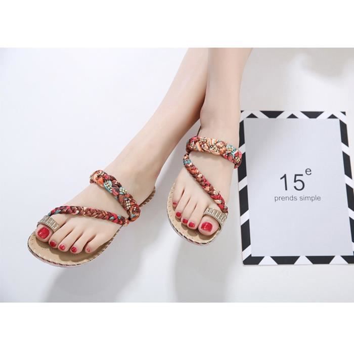 nus pieds rouge
