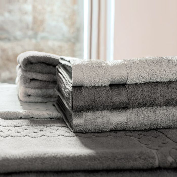 Serviette De Toilette Linnea Royal Cresent - 50x100 Cm, 650 G/m², 100% Coton - Couleur Gris Platine, Fabriquée Au Portugal - 10