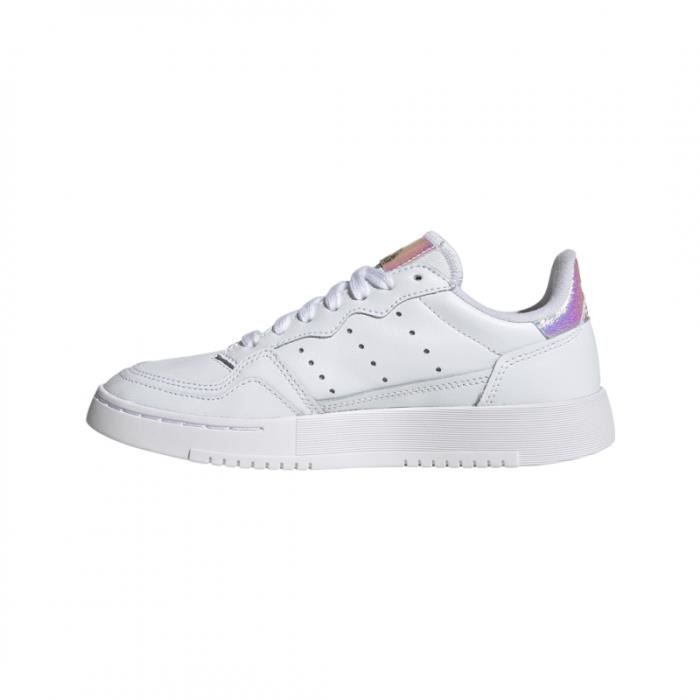 Basket adidas Originals SUPERCOURT Junior - Réf. EG8489. Couleur : Blanc. Détails. - Tige en cuir aérée par 3 rangées de trous. -