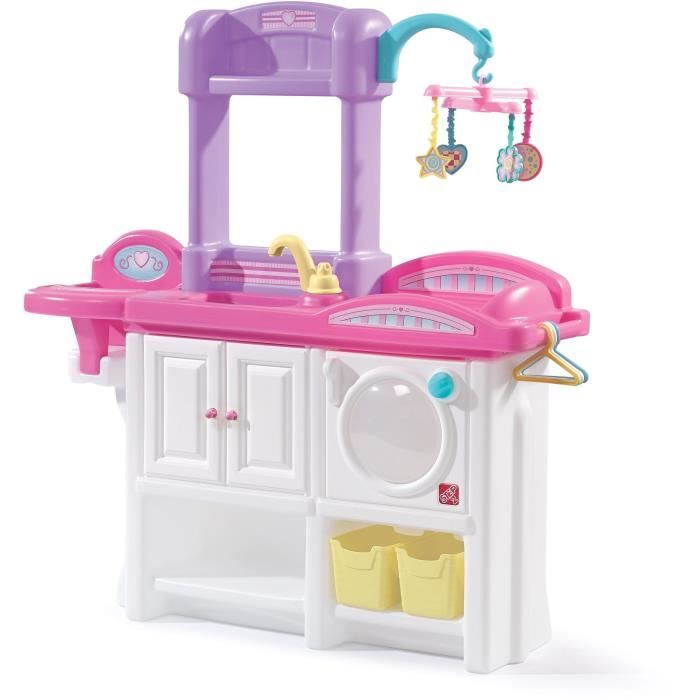 Step2 Love & Care Deluxe Chambre d'enfants pour pouppées | Avec berceau, siège bébé, machine à laver et accessoires (sauf poupée)
