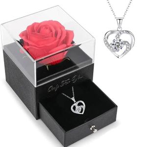 Rose Éternelle Avec Son Collier - Cadeau Romantique Neuf Avec étiquettes, Couleur Rose