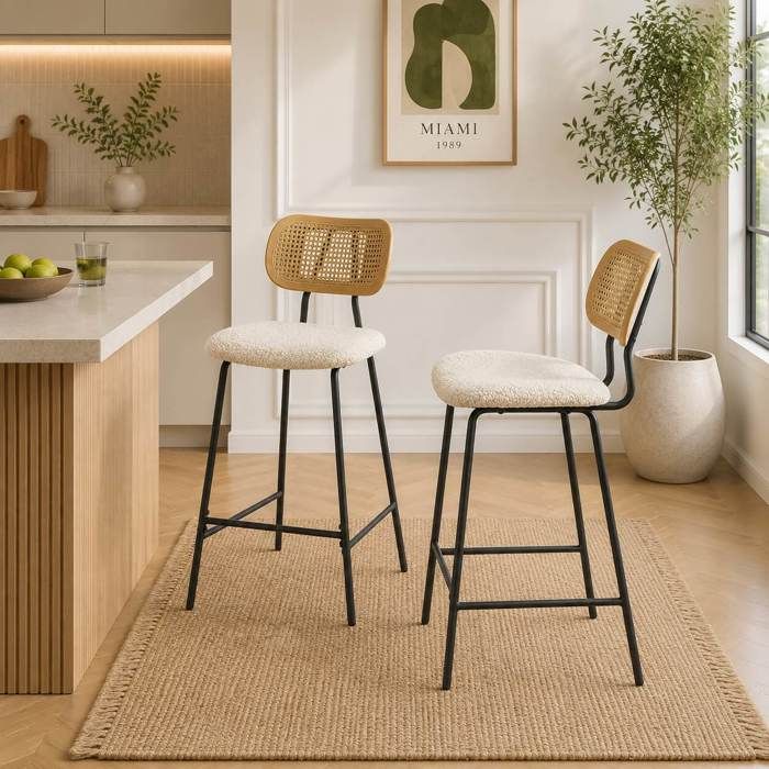 Lot de 2 tabourets TINA tissu bouclette crème et cannage rotin - Beige