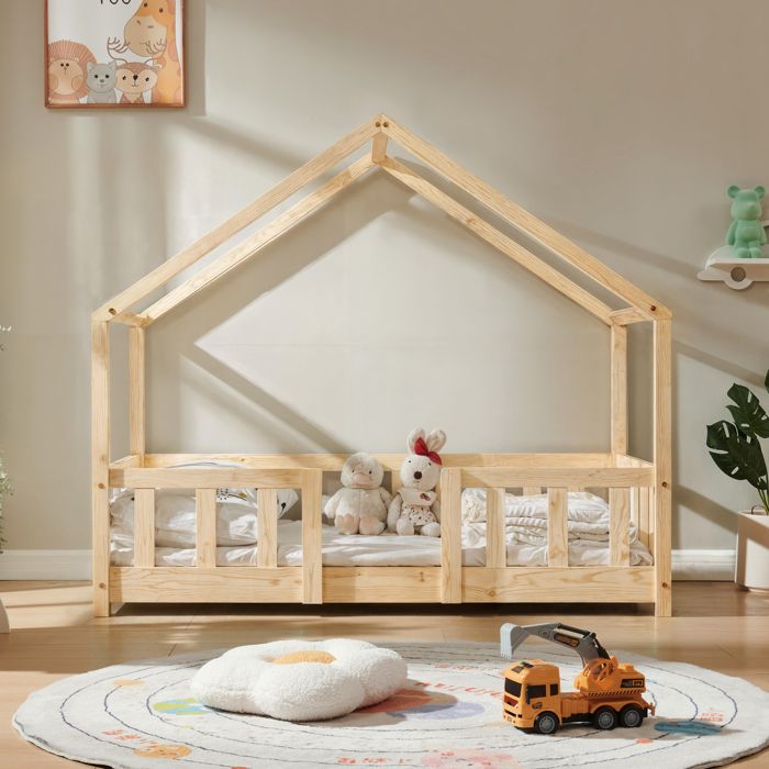 Lit denfant en forme de maison Treviolo 70 x 140 cm bois de pin naturel