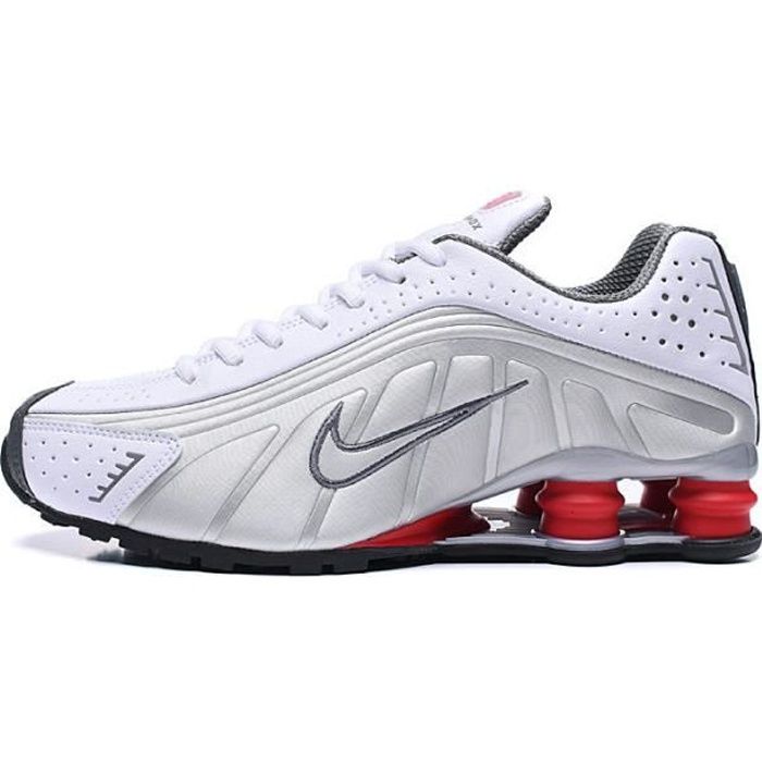 Chaussures d entrainement de sport pour homme Nike Shox R4 Blanc gris Lacets Blanc gris Cdiscount Chaussures