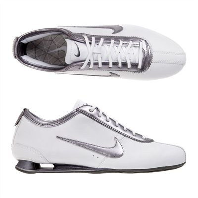 Nike shox outlet rivalry femme rouge