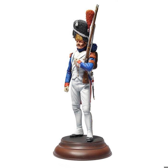 Figurine 1/16 - Garde impérial grenadier français (Guerres napoléoniennes) à assembler et peindre