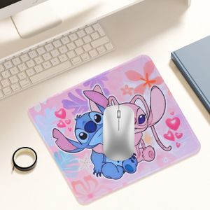 HYSGZ Tapis De Souris Anime One Piece RGB Grand Tapis De Souris LED