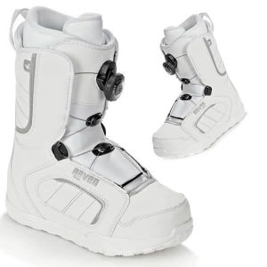 Boots snowboard Femme Achat Vente pas cher Cdiscount Page 2