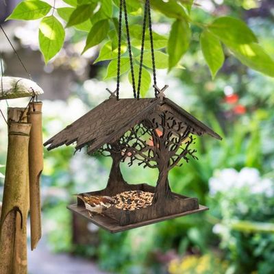Mangeoires d'oiseaux sauvages suspendues en bois pour l'extérieur,  distributeur de nourriture pour oiseaux en bois, cabane à oiseaux suspendue  extérieure pour parc de ferme d'arbres de cour