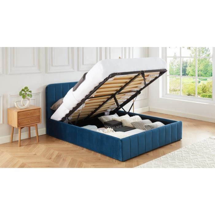 Lit coffre 140x190cm en velours bleu canard avec tête de lit + sommier à lattes - Collection Ava - ELLE DECORATION