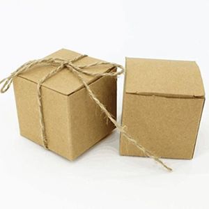 boîtes à dragées Lot de 50 boîtes à bonbons en papier kraft de Noël boîtes à friandises créatives en papier petites maisons avec corde de chanvre pour cadeau danniv sacs à dragées 