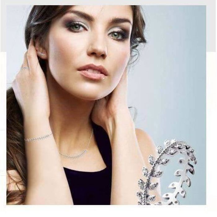 Collier Feuilles De Laurier Plaqué Or 18 Carats - Longueur 45 Cm, Diamètre 6 Mm, Livré Avec Pochette - 4